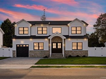 38 Eldorado Boulevard