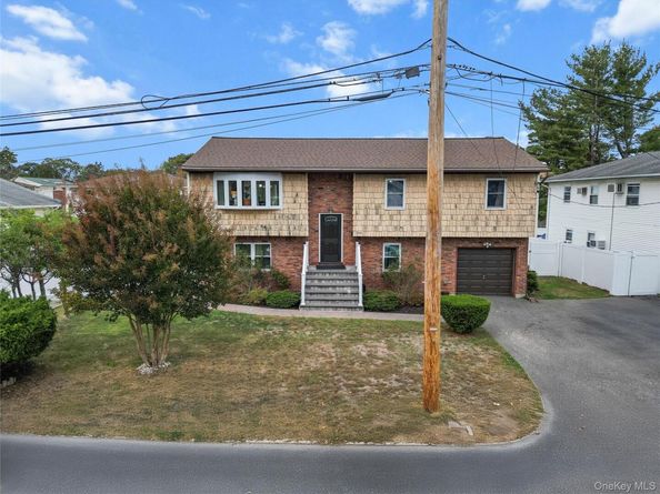 1259 America Avenue, West Babylon NY 11704