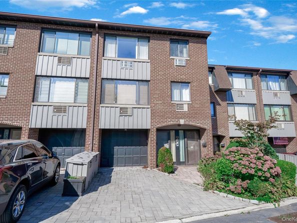 15405 Riverside Drive 12B, Whitestone NY 11357