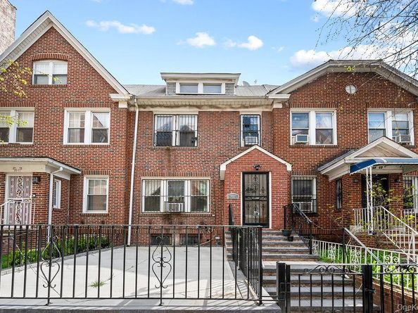 3415 91 Street, Jackson Heights NY 11372