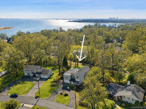 4 Trails End, Rye NY 10580