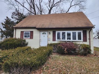 33 Parkway Boulevard