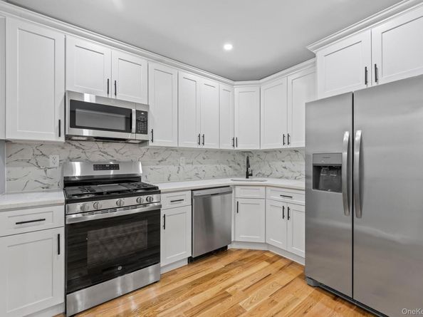 21739 114th Road, Cambria Heights NY 11411