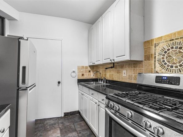 155 W 106th Street 1A, New York (Manhattan) NY 10025