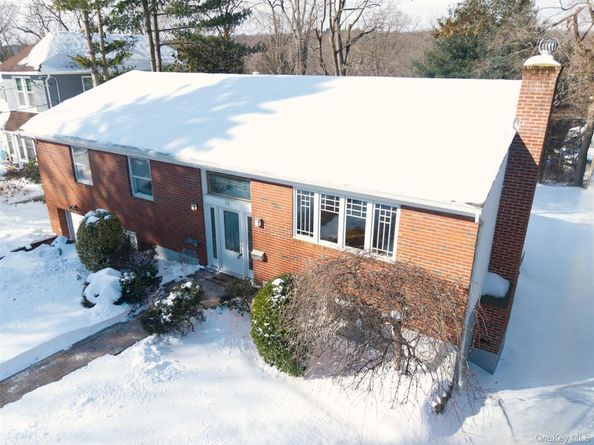 75 Holland Place, Hartsdale NY 10530