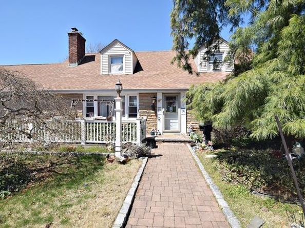 2900 Stevens Street, Oceanside NY 11572