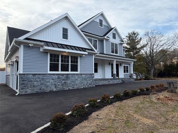 34 Calumet Drive, Dix Hills NY 11746