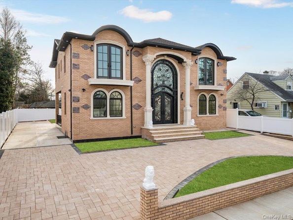 1247 Ixworth Road, Valley Stream NY 11580