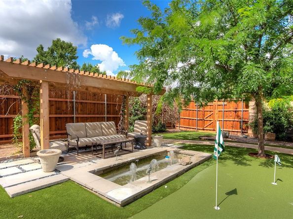 2455  Halloran Street , Fort Worth Texas 76107