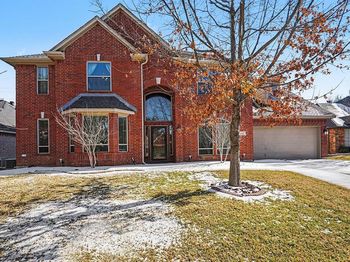 6707  Canyon Crest Drive 