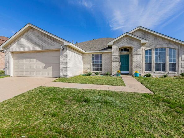 812  Passive Drive , Cedar Hill Texas 75104
