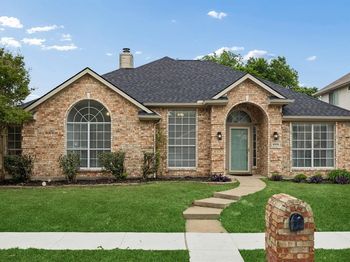 3005  Avery Lane 