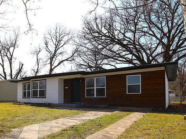 1525  Murray Drive , Garland Texas 75042