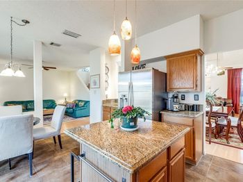 6841  Douglas Creek 
