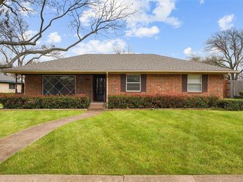 2102  Lansdowne Drive 