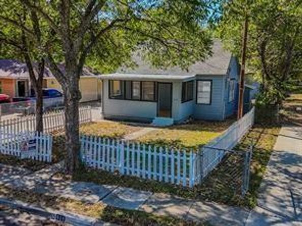 519  Sunnyside Avenue , Cockrell Hill Texas 75211