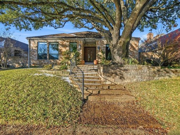 1901  Crockett Circle , Irving Texas 75038