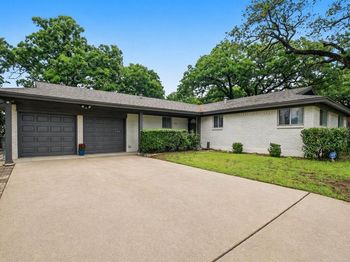6425  Brentwood Drive 