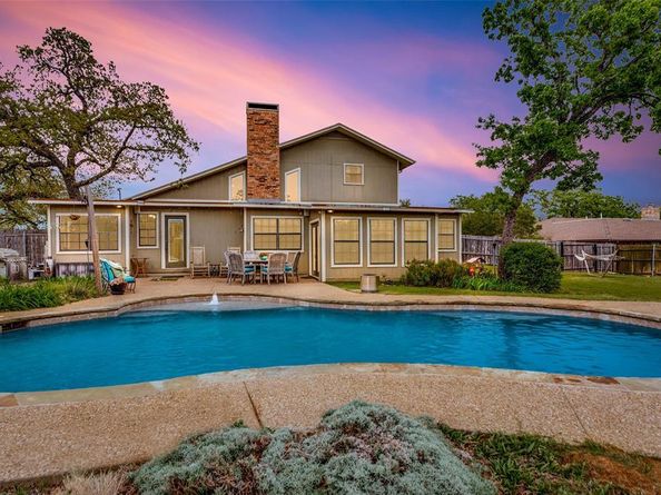 9714  Windsor Circle , Fort Worth Texas 76140