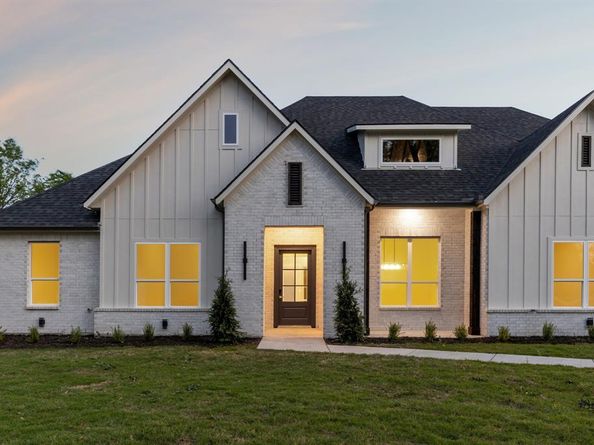 3710  Castle Drive , Rowlett Texas 75089