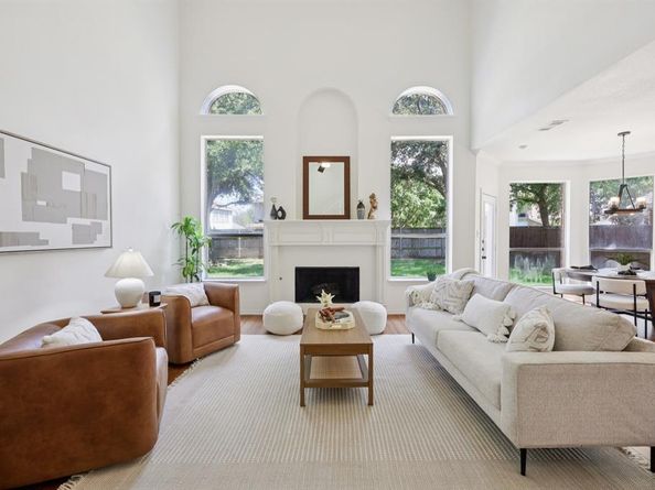 2409  Summerside Lane , McKinney Texas 75072