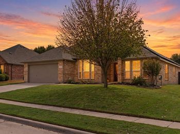 2402  Mallory Drive 