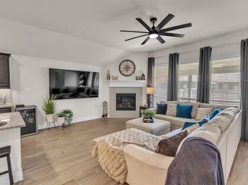 5605  SALT SPRINGS Drive 