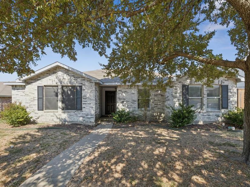 1438  Stewart Drive , Rockwall Texas 75032