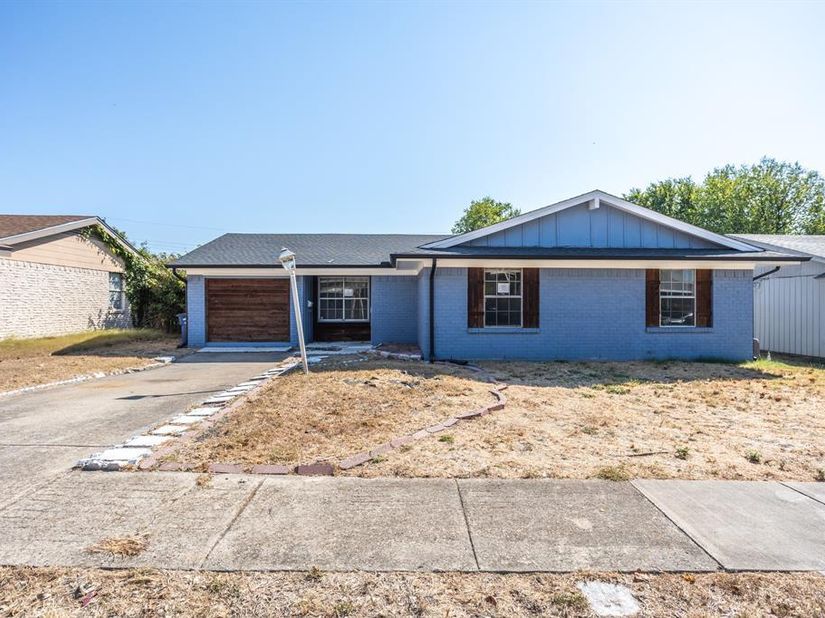 6528  Wild Honey Drive , Dallas Texas 75241