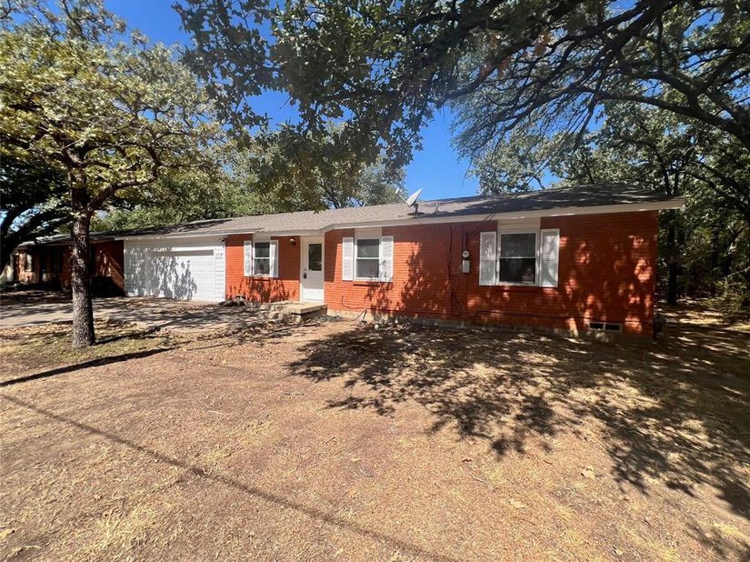 115  Burl Street , Corinth Texas 76208