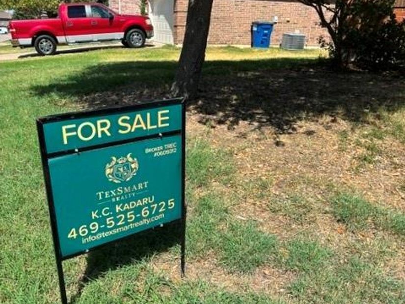2755  Hacienda Lake Drive , Little Elm Texas 75068
