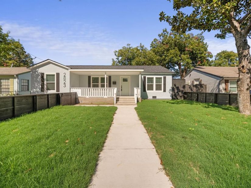 2823  Cherrywood Avenue , Dallas Texas 75235