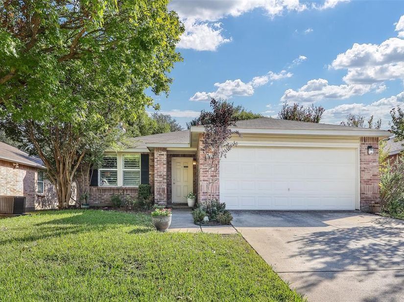 5409  Running Brook Lane , McKinney Texas 75071