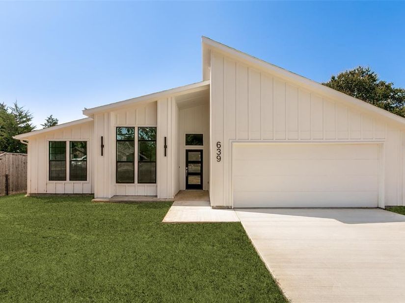 639  Matador  , Oak Point Texas 75068