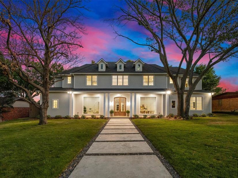 6254  Preston Crest Lane , Dallas Texas 75230