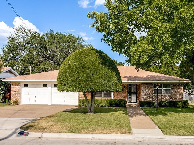 3153  Tex Boulevard , Fort Worth Texas 76116