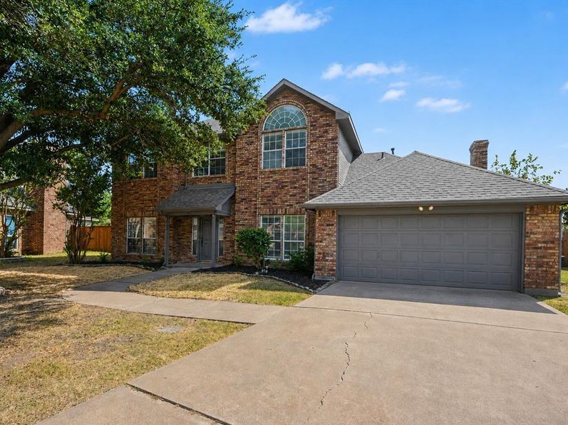 3711  Penny Lane , Carrollton Texas 75007