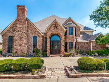 2605  Oak Point Drive 