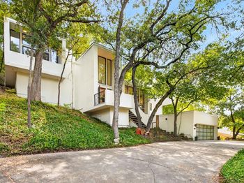 3817  Harlanwood Drive 