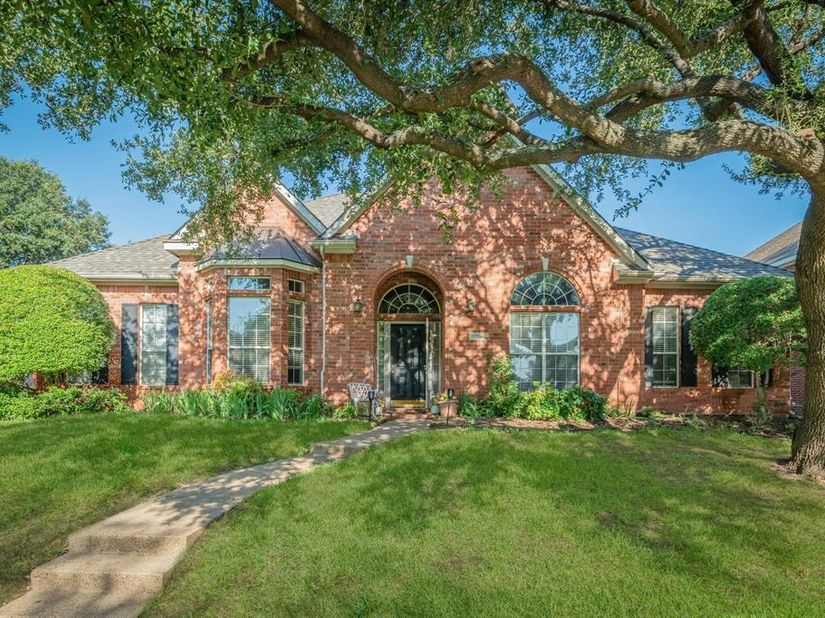 9709  Southern Hills Drive , Plano Texas 75025