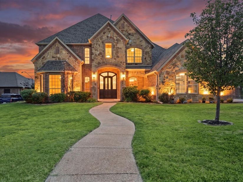 7637  Eagle Ridge Circle , Fort Worth Texas 76179