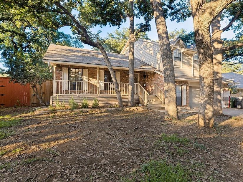3403  Mckamy Oaks Trail , Arlington Texas 76017