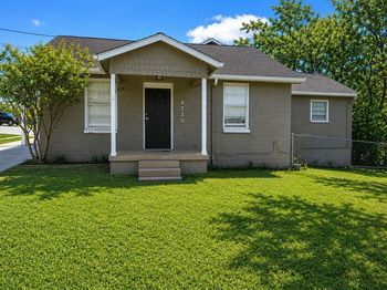 4530  White Oak Lane 