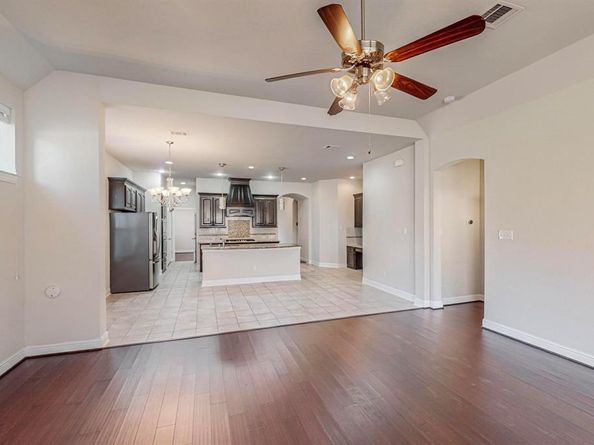 6723  Capistrano Street , Irving Texas 75039