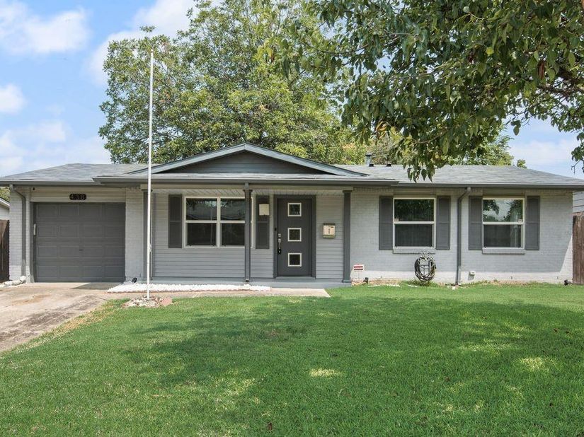 438  Salem Drive , Richardson Texas 75080