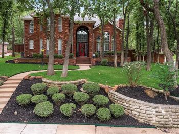 2805  Pine View Drive 