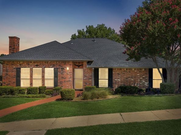 2909  Cambridgeshire Drive , Carrollton Texas 75007