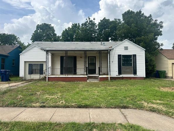 813  Magnolia Drive , Garland Texas 75040