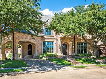 44  Armstrong Drive 