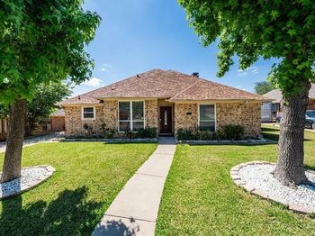 4925  Longwood Court 